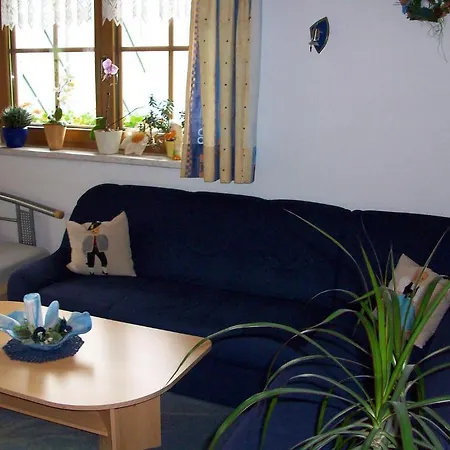 아파트 Gaestehaus Floerl *