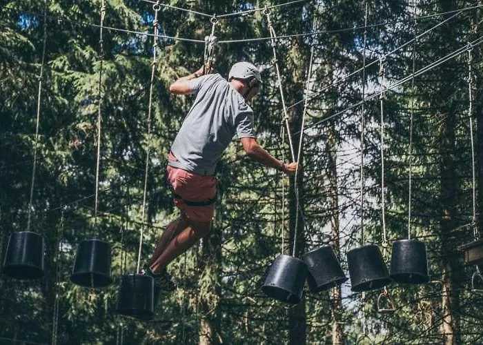 福乐尔宾馆 公寓 *